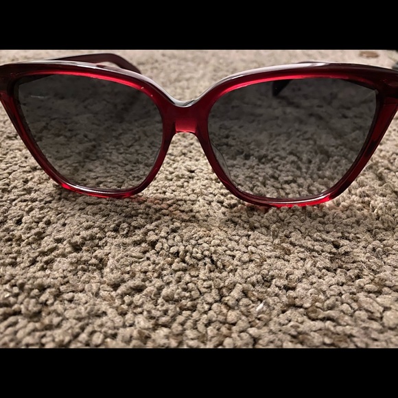 SAINT LAURENT WOMEN’S SUNGLASSES - Picture 2 of 6